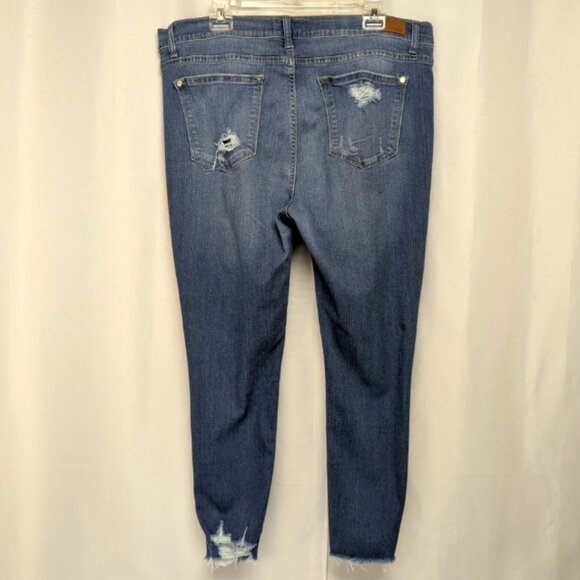 Judy Blue Destroyed Hem High Rise Stretch Distressed Jeans Women's Size 2XL - Picture 2 of 5